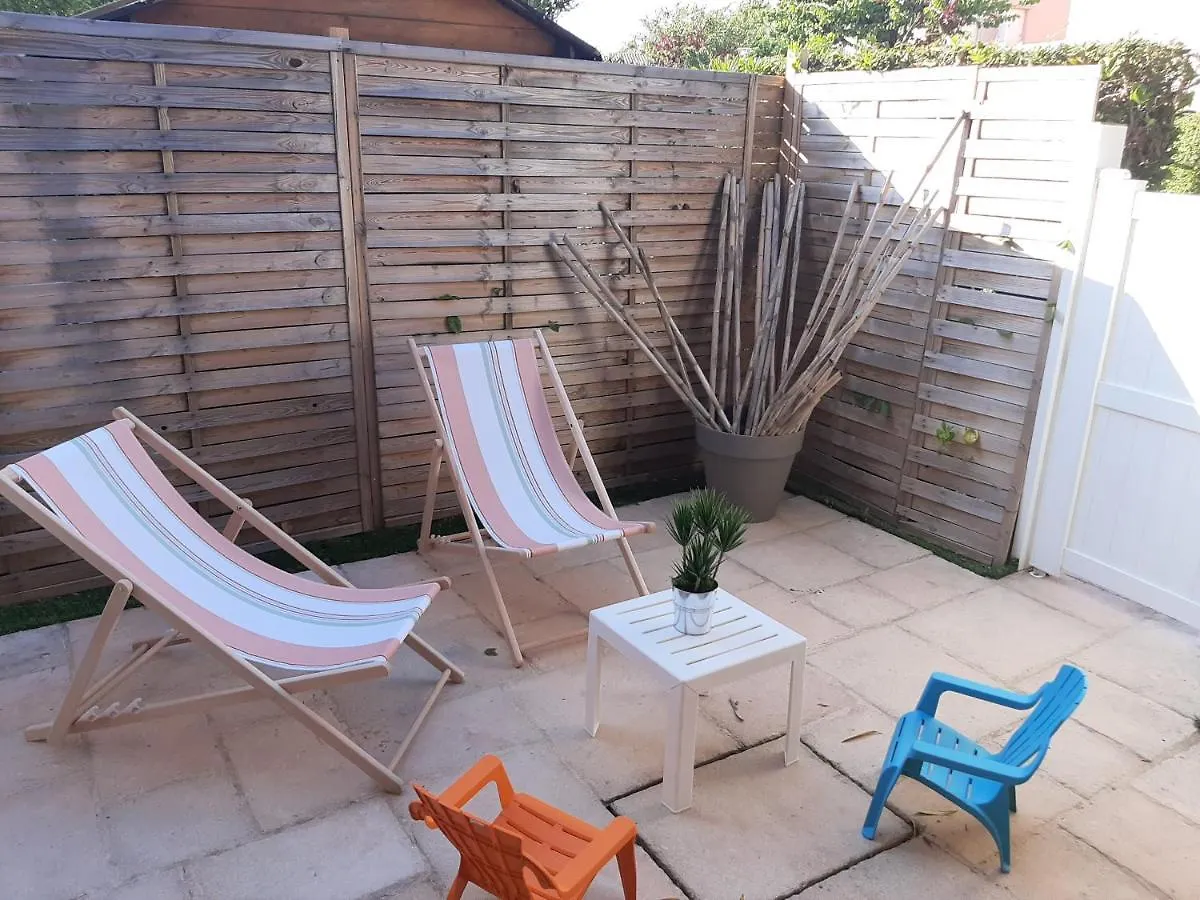 Vacances Cocooning La Londe-les-Maures 0*,  France